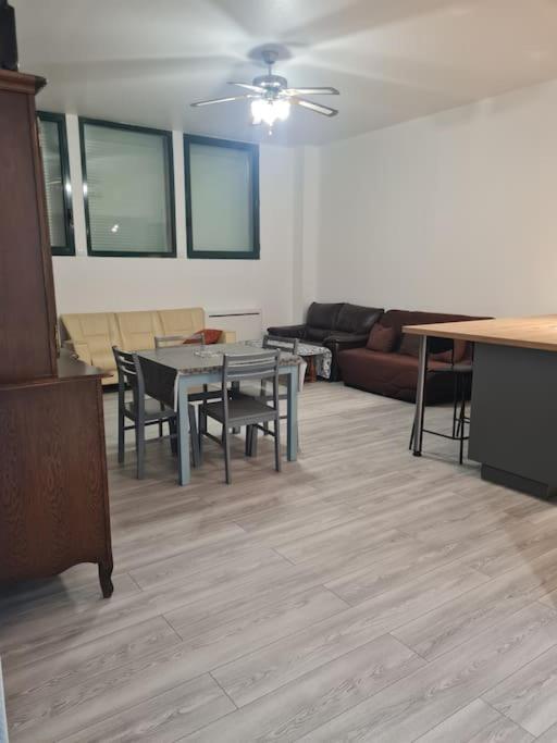 Le Beau Sejour Apartman Poitiers Kültér fotó