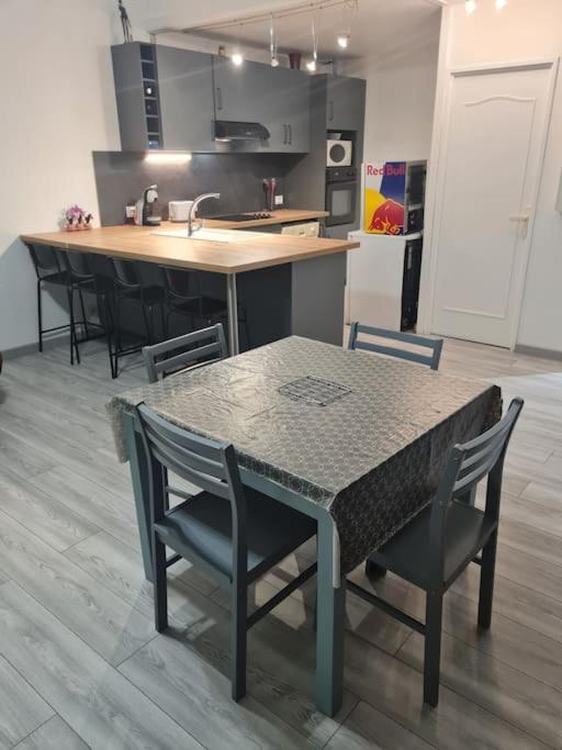 Le Beau Sejour Apartman Poitiers Kültér fotó